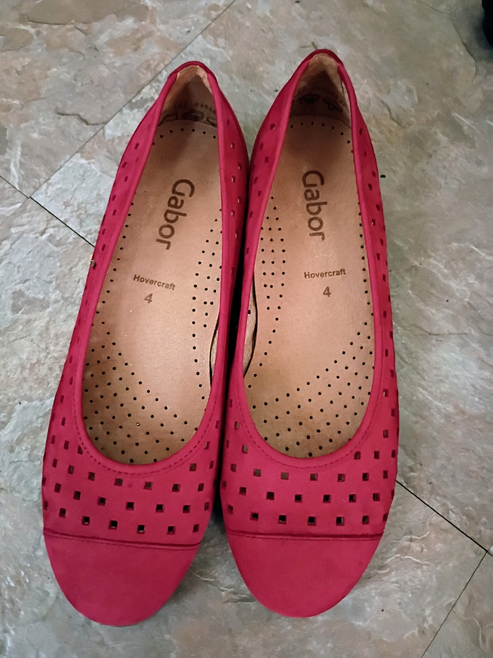 Gabor Women's Crimson Perforated Ballet Flats Size 6.5 US